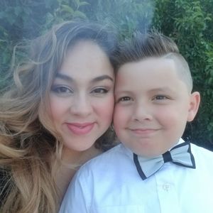 Meet your Posher, Alma